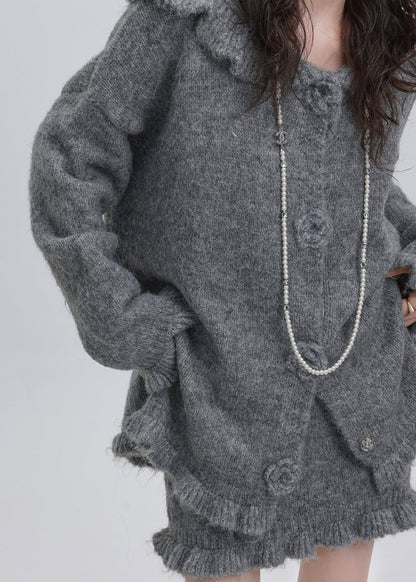 Classic Vintage Cardigan with a Flattering Fit