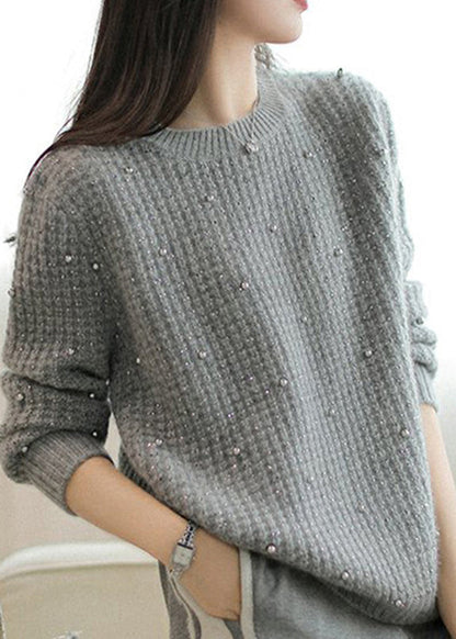 Classic Vintage Sweater with a Flattering Fit