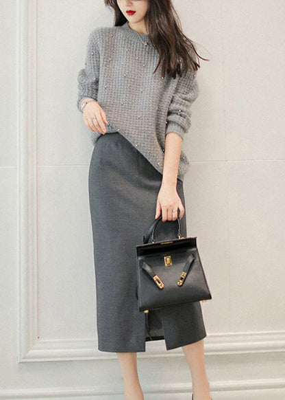 Classic Vintage Sweater with a Flattering Fit