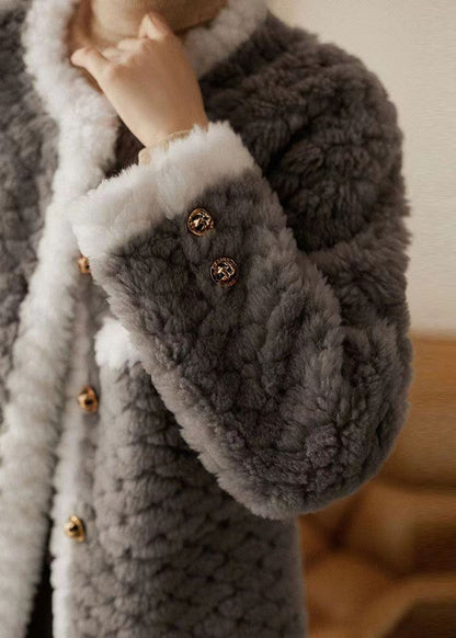 Sophisticated Coat with a Clean Classic Look