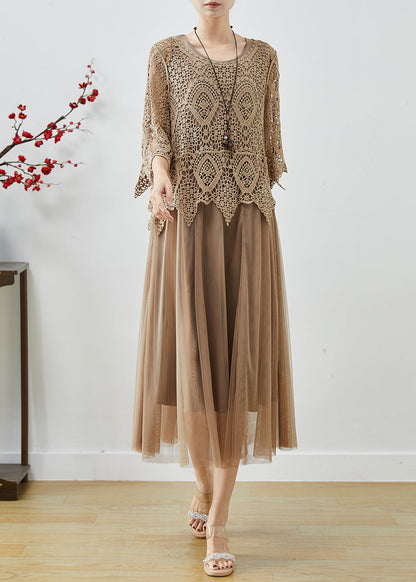 Beautifully Crafted Dress in a Classic Style