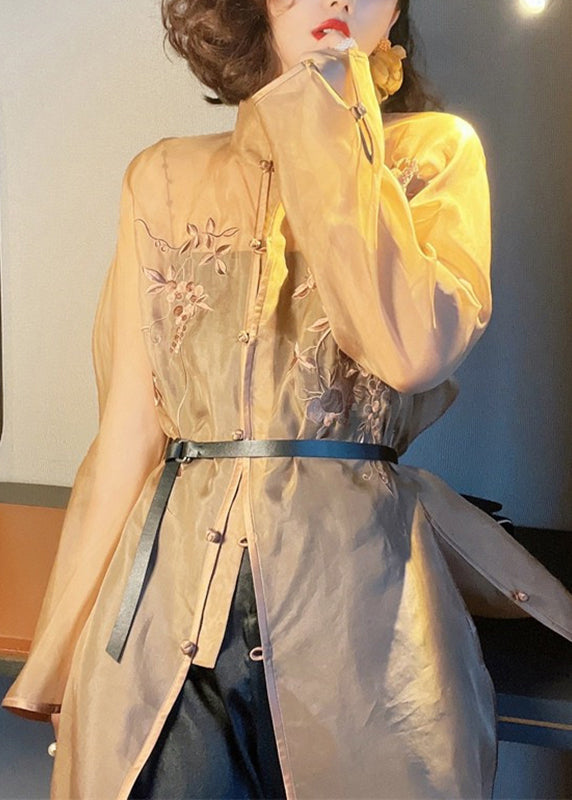 Effortlessly Elegant Garment with a Timeless Design