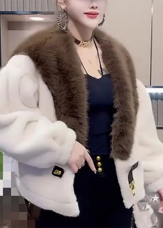 Classic Vintage Coat with a Flattering Fit