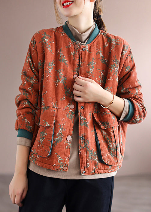 Well Tailored Coat with a Graceful Silhouette