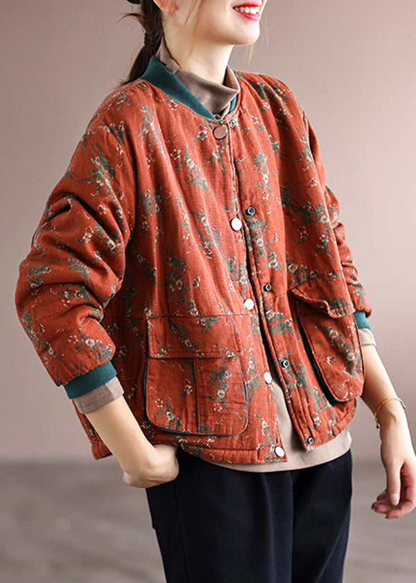 Well Tailored Coat with a Graceful Silhouette