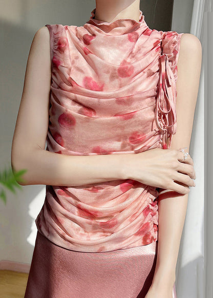 A Vintage Style Top with Delicate Timeless Details