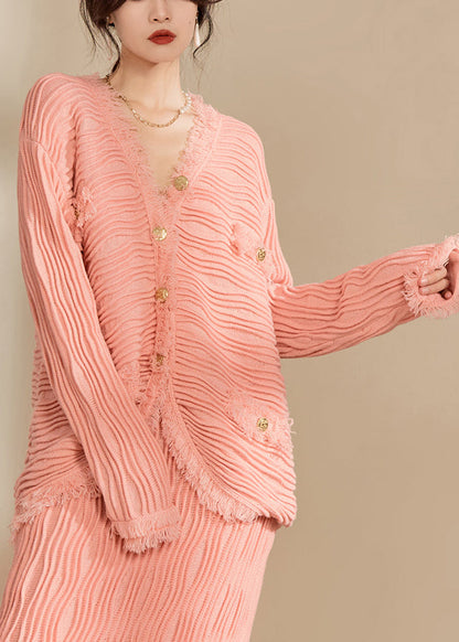 Well Tailored Cardigan with a Graceful Silhouette