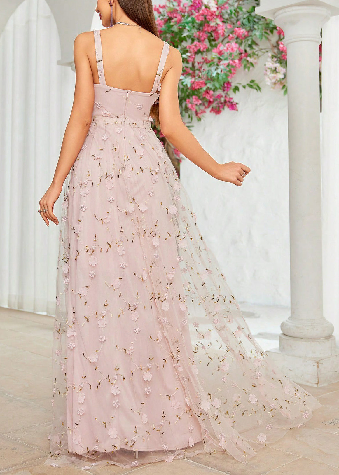 Sophisticated Dress with a Clean Classic Look