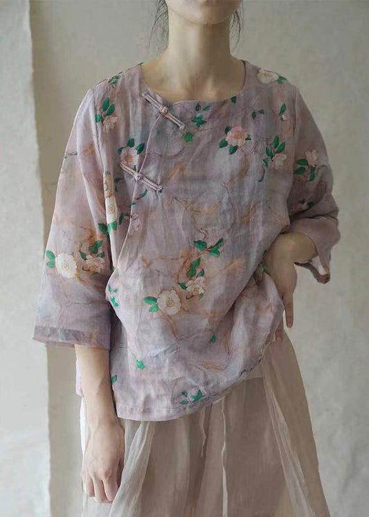 Well Tailored Shirt with a Graceful Silhouette