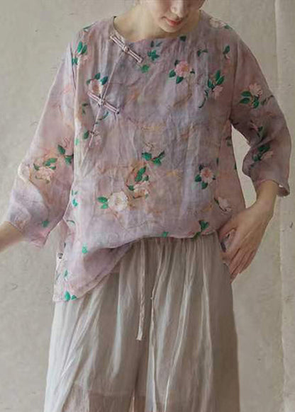 Well Tailored Shirt with a Graceful Silhouette