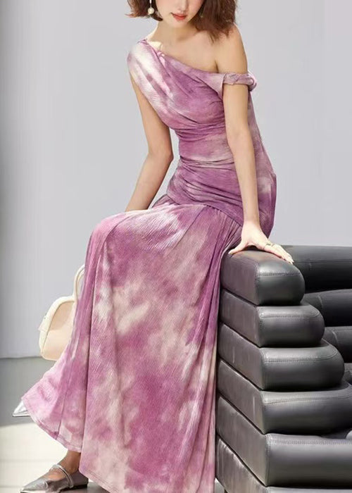 Well Tailored Garment with a Graceful Silhouette