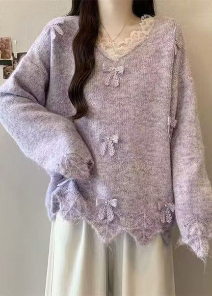 Classic Vintage Sweater with a Flattering Fit
