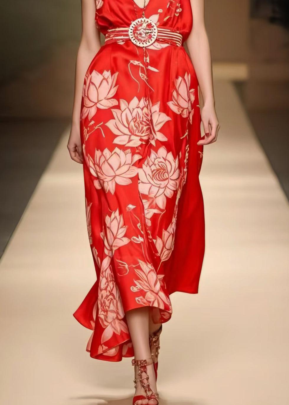 Classic Vintage & Enduringly Stylish Dress