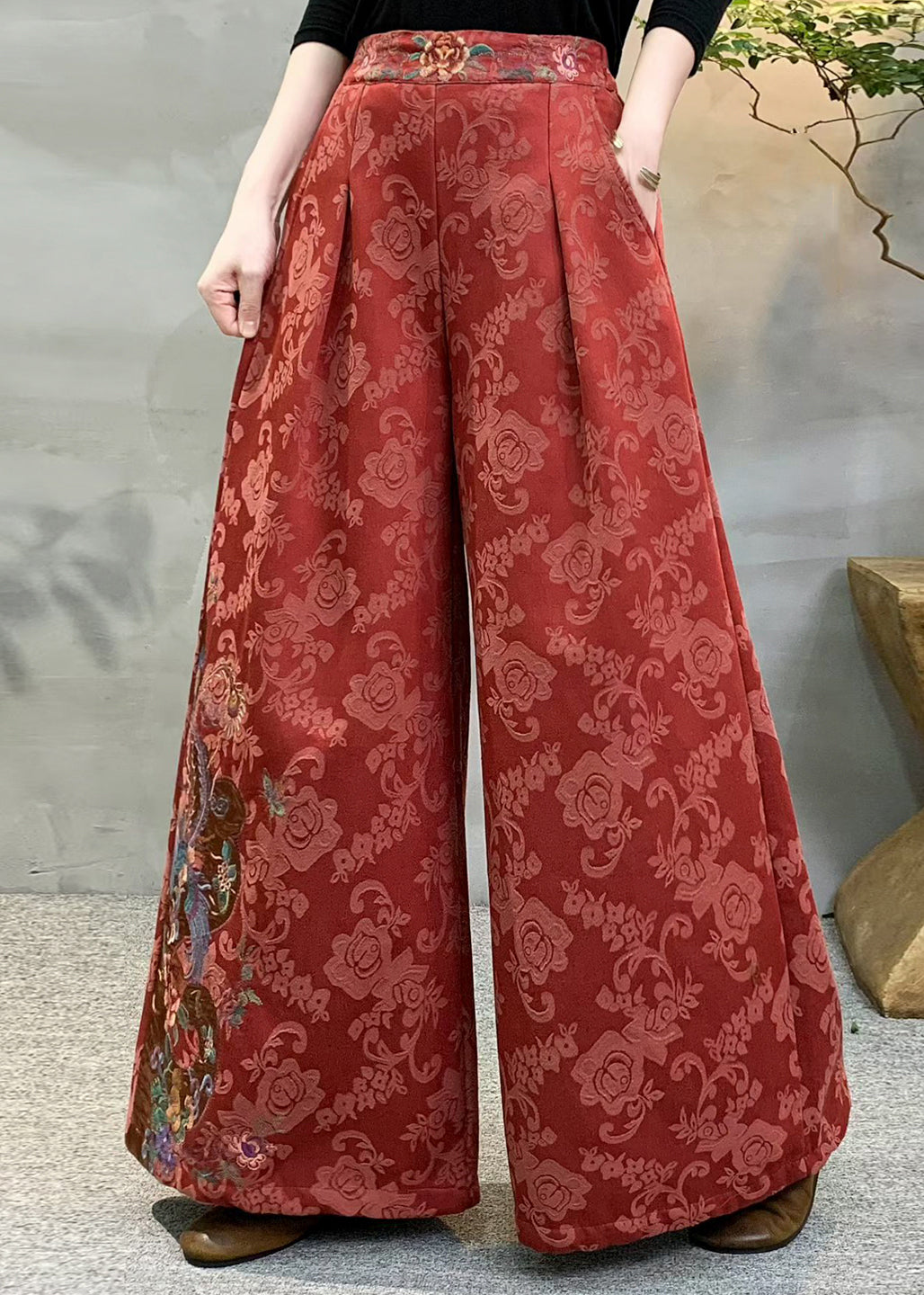 Sophisticated Pants with a Clean Classic Look