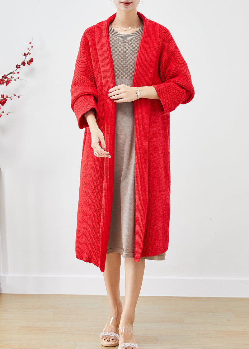 Well Tailored Cardigan with a Graceful Silhouette