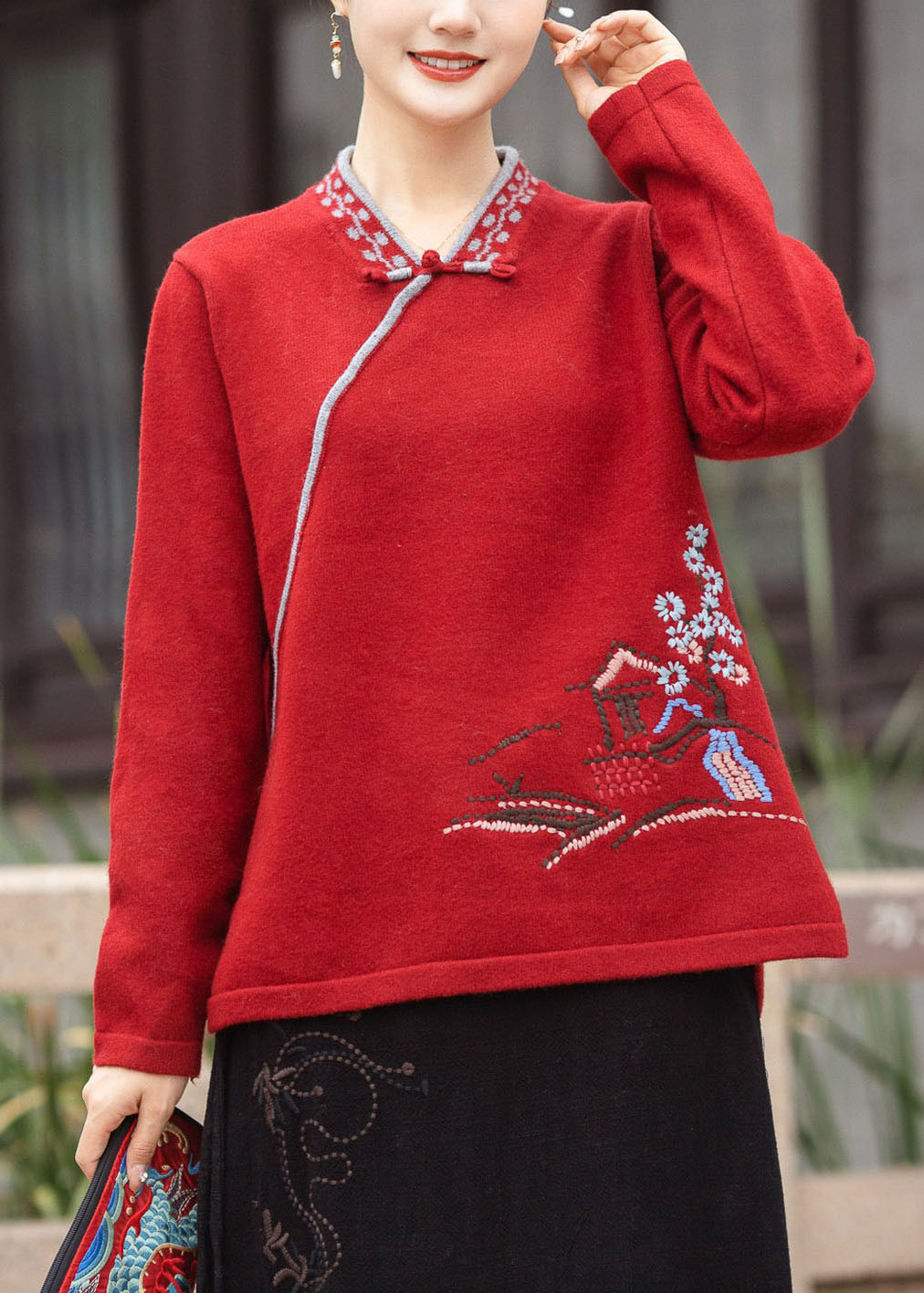 Gracefully Styled Top for Any Occasion