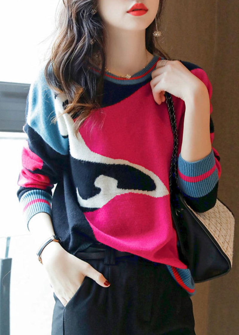 Well Tailored Sweater with a Graceful Silhouette