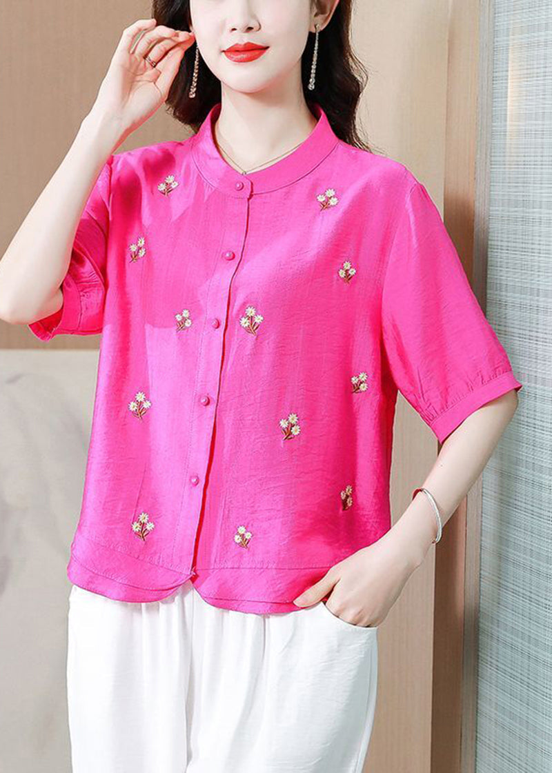 Effortlessly Elegant Top with a Timeless Design
