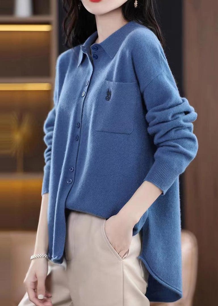Effortlessly Elegant Top with a Timeless Design