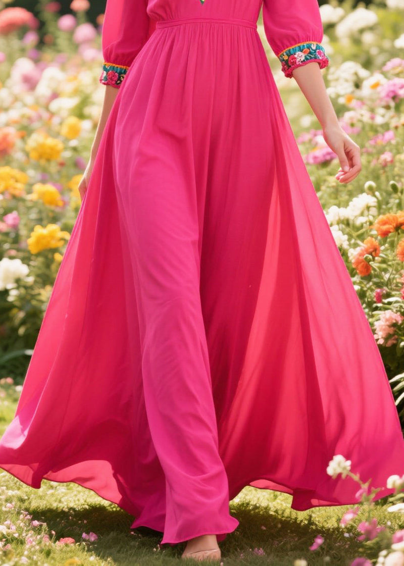 Beautifully Finished Dress in a Timeless Design