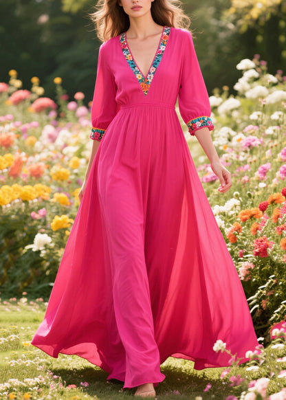 Beautifully Finished Dress in a Timeless Design