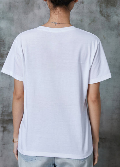Well Tailored Top with a Graceful Silhouette