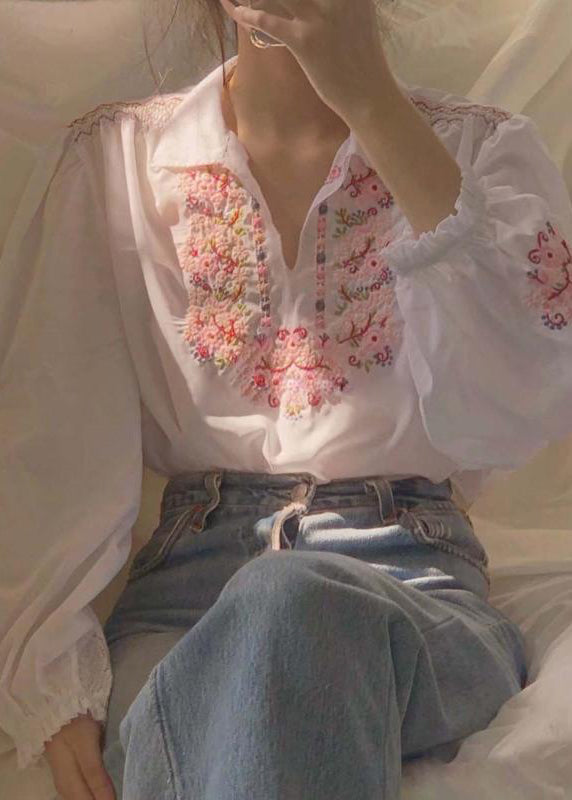 Effortlessly Elegant Shirt with a Timeless Design