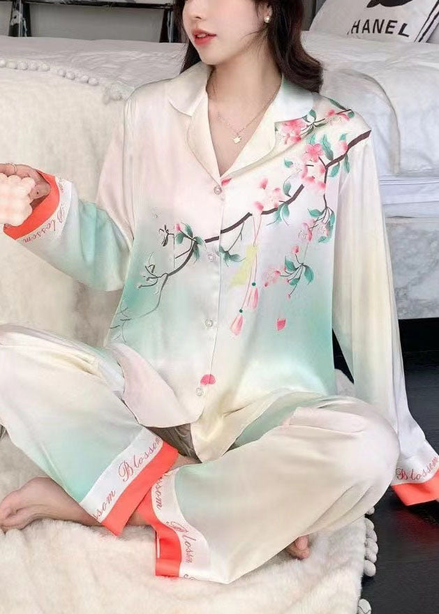 Beautiful Set with Unique Style