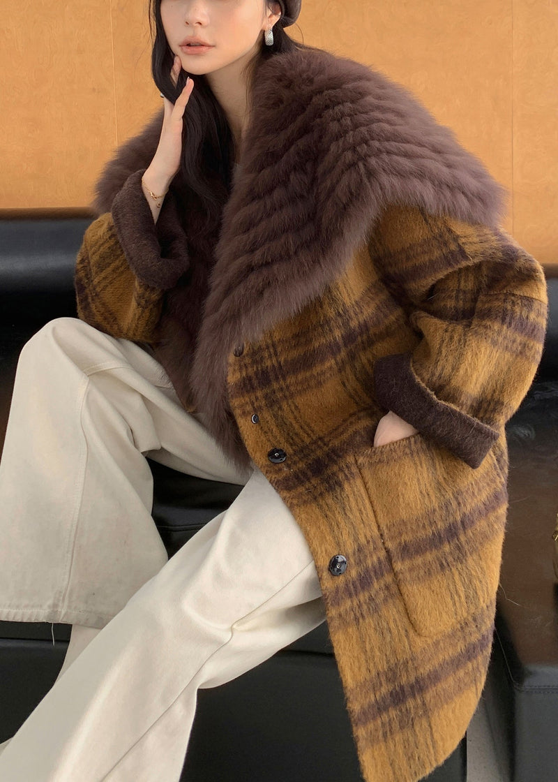 Classic Vintage Coat with a Flattering Fit