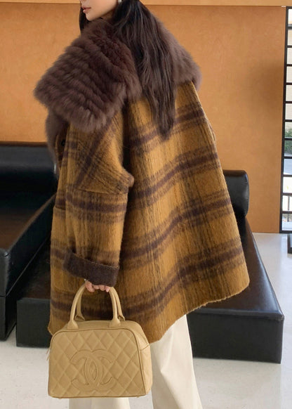 Classic Vintage Coat with a Flattering Fit