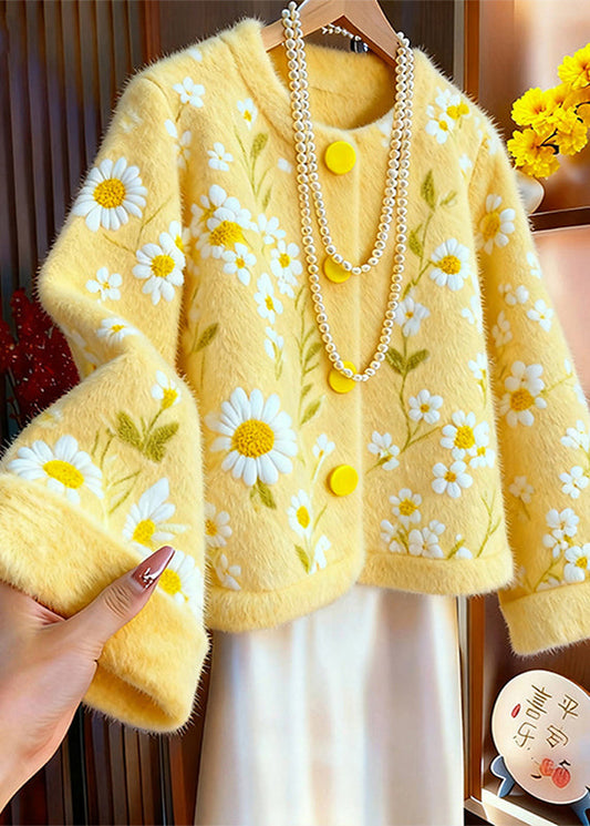 Beautifully Finished Cardigan in a Timeless Design