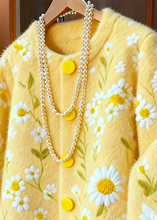 Beautifully Finished Cardigan in a Timeless Design