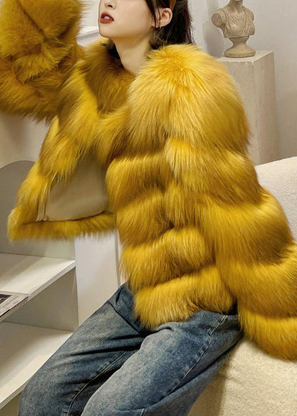 Gracefully Styled Coat for Any Occasion