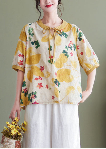 Effortlessly Elegant Top with a Timeless Design