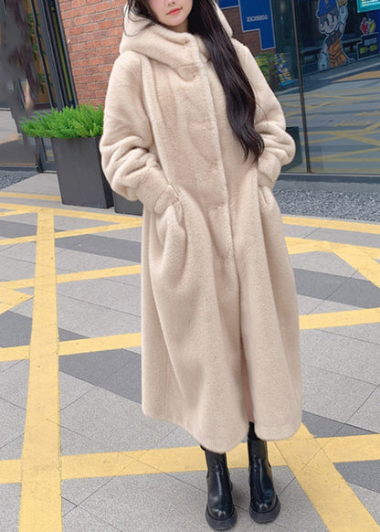 Sophisticated Coat with a Clean Classic Look