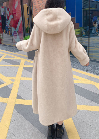 Sophisticated Coat with a Clean Classic Look