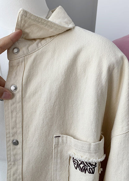 Beautifully Finished Blouse in a Timeless Design