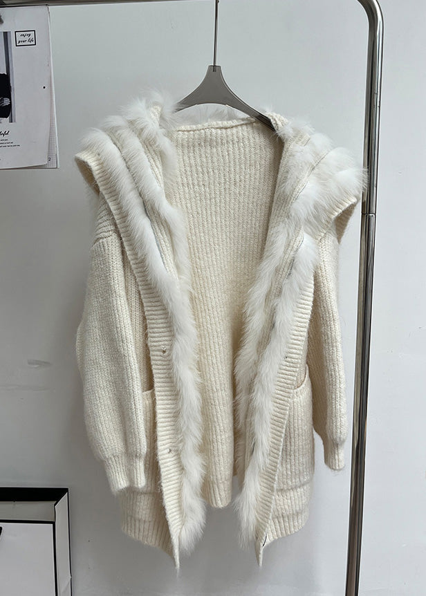 Elegantly Styled Coat for Everyday Wear