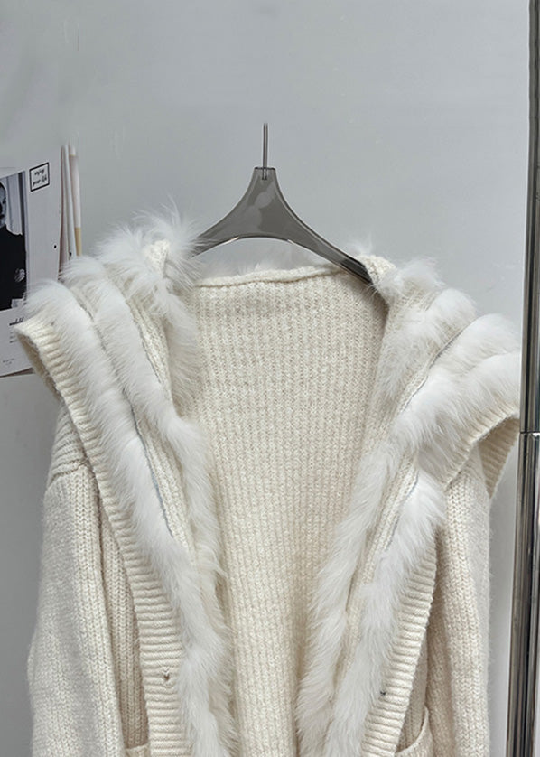 Elegantly Styled Coat for Everyday Wear