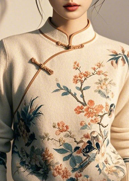Beautifully Finished Sweater in a Timeless Design