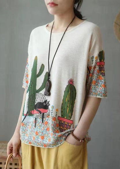 Well Tailored Top with a Graceful Silhouette