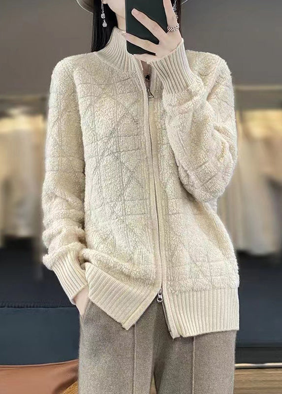 Sophisticated Coat with a Clean Classic Look