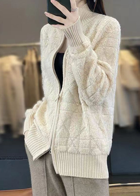 Sophisticated Coat with a Clean Classic Look