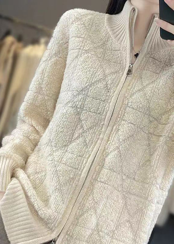 Sophisticated Coat with a Clean Classic Look