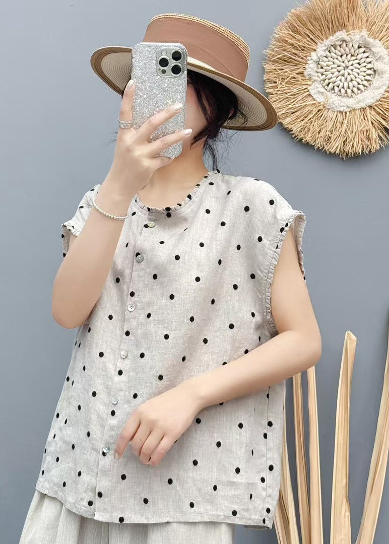 Well Tailored Garment with a Graceful Silhouette