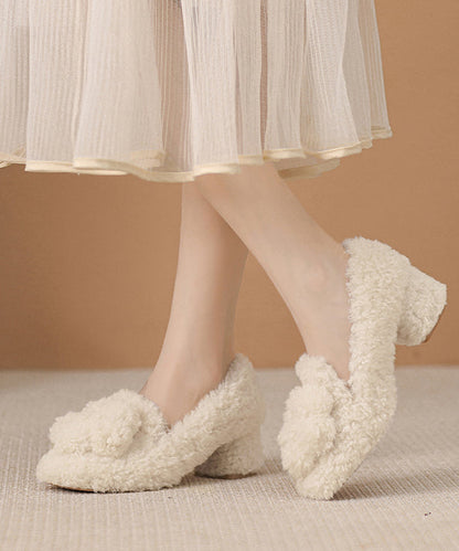 Graceful Orthopedic Heels for Modern Look
