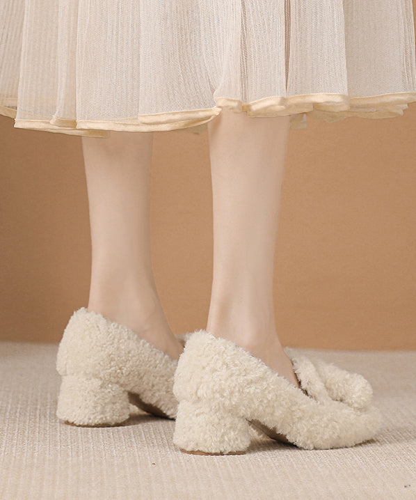 Graceful Orthopedic Heels for Modern Look