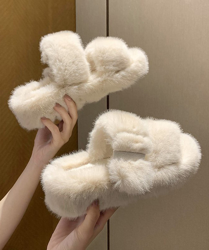 Chic Orthopedic Slippers with Unique Design