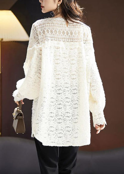 Effortlessly Elegant Top with a Timeless Design