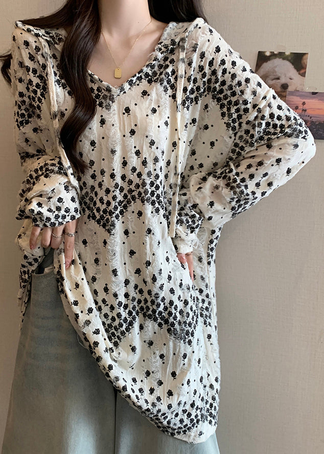 Beautifully Finished Top in a Timeless Design